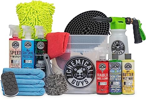 Chemical Guys HOL148 16-Piece Arsenal Builder Wash Kit